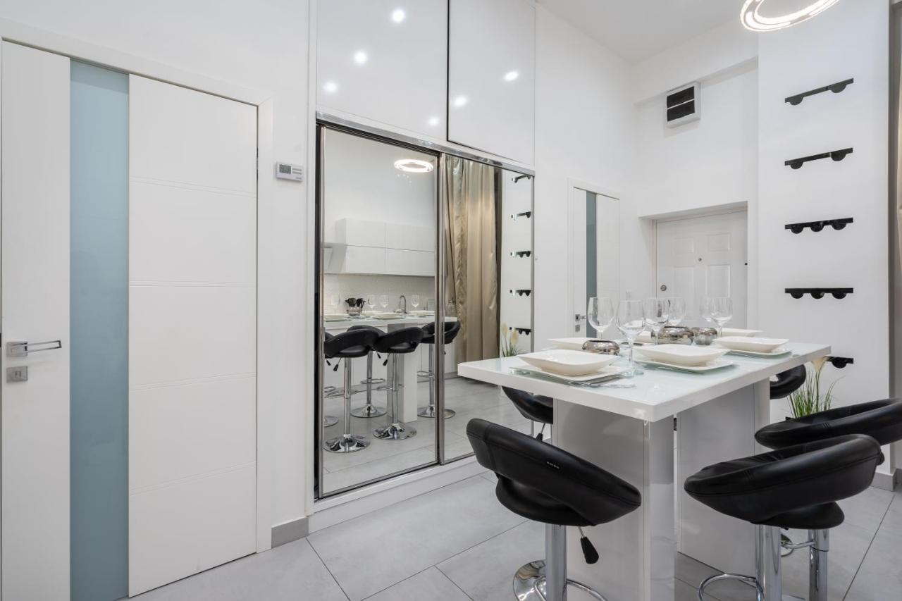 Opera Luxury Apartment With Free Parking Budapest Exterior photo