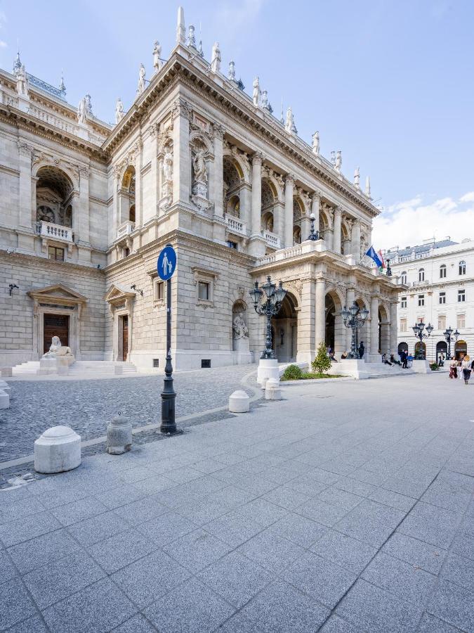 Opera Luxury Apartment With Free Parking Budapest Exterior photo