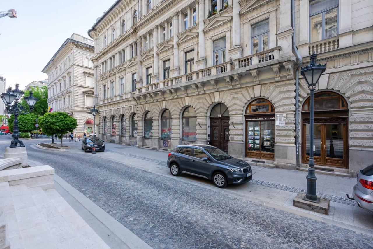 Opera Luxury Apartment With Free Parking Budapest Exterior photo