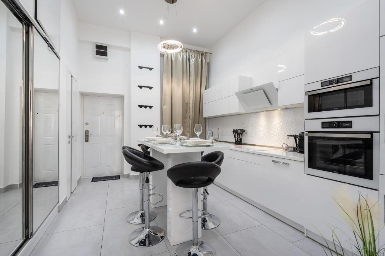 Opera Luxury Apartment With Free Parking Budapest Exterior photo